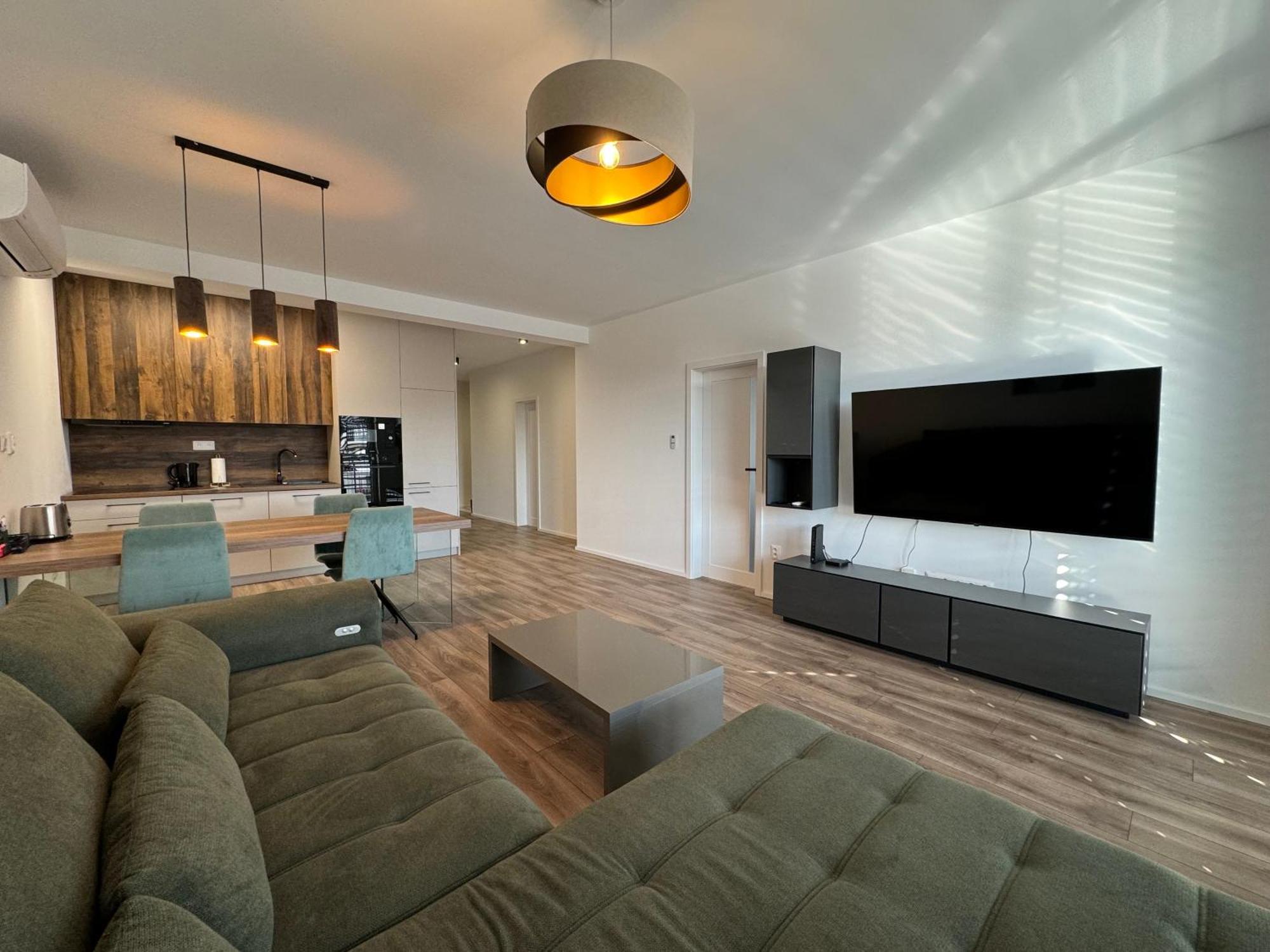 Project Ik Luxury Apartments Sered' エクステリア 写真