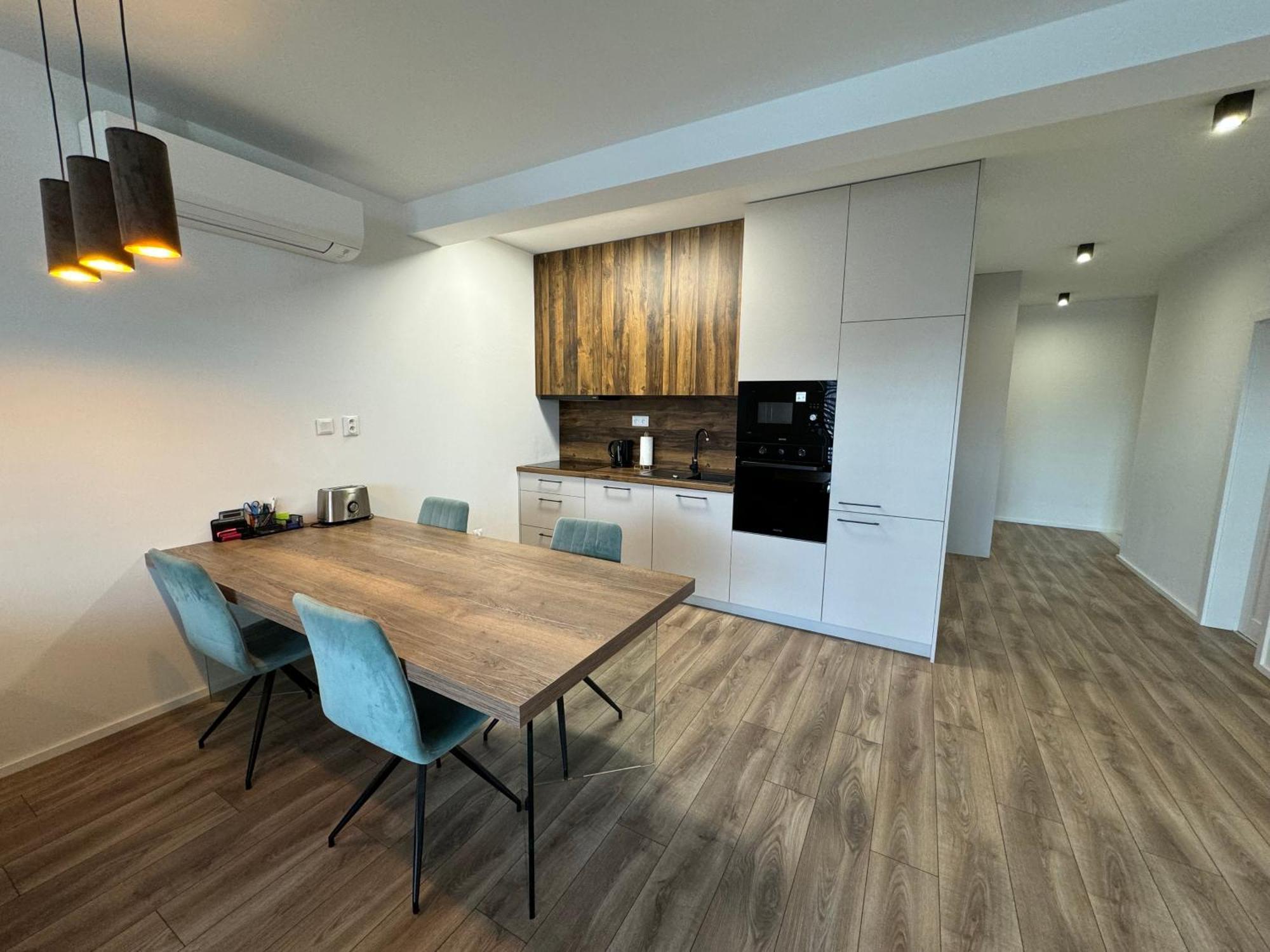Project Ik Luxury Apartments Sered' エクステリア 写真