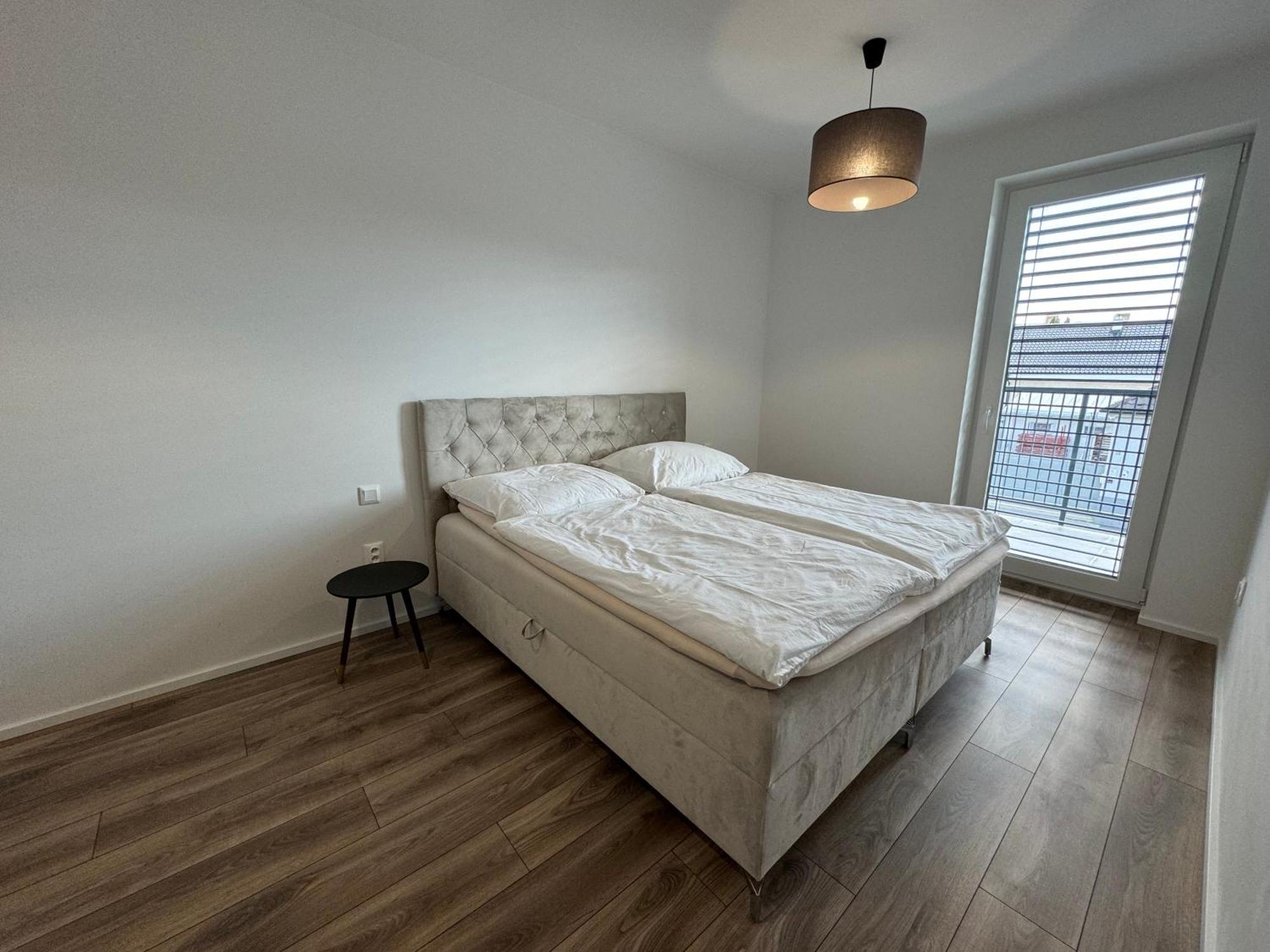Project Ik Luxury Apartments Sered' エクステリア 写真